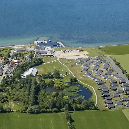 Semesterbostad Stunning In