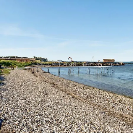 Pet Friendly In With House Sea View * Транекер