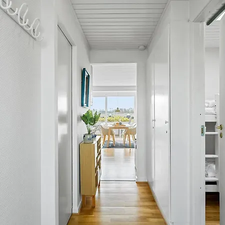 Stunning In Semesterbostad Tranekær